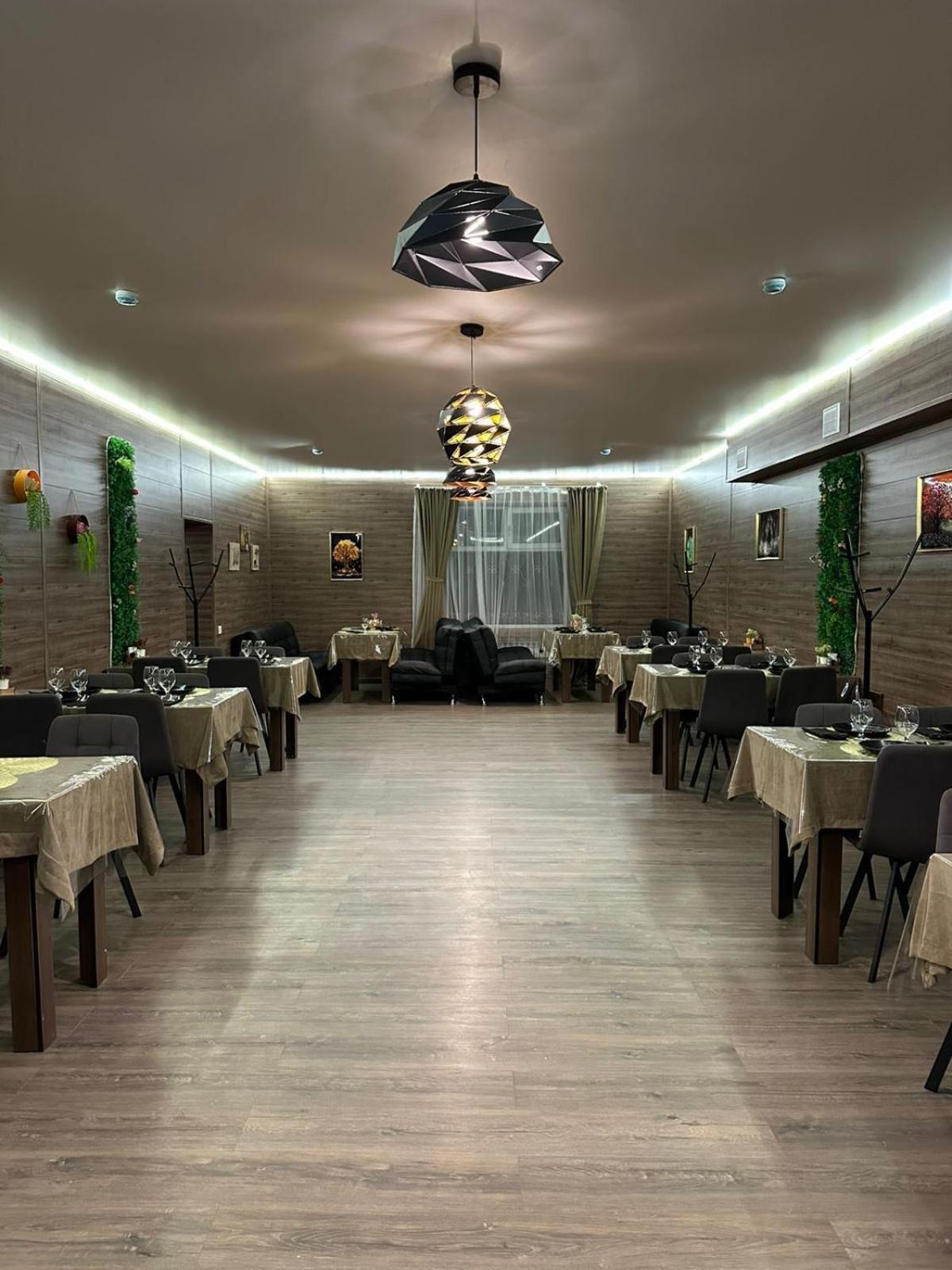 Belon Garden Hotel Астана Экстерьер фото